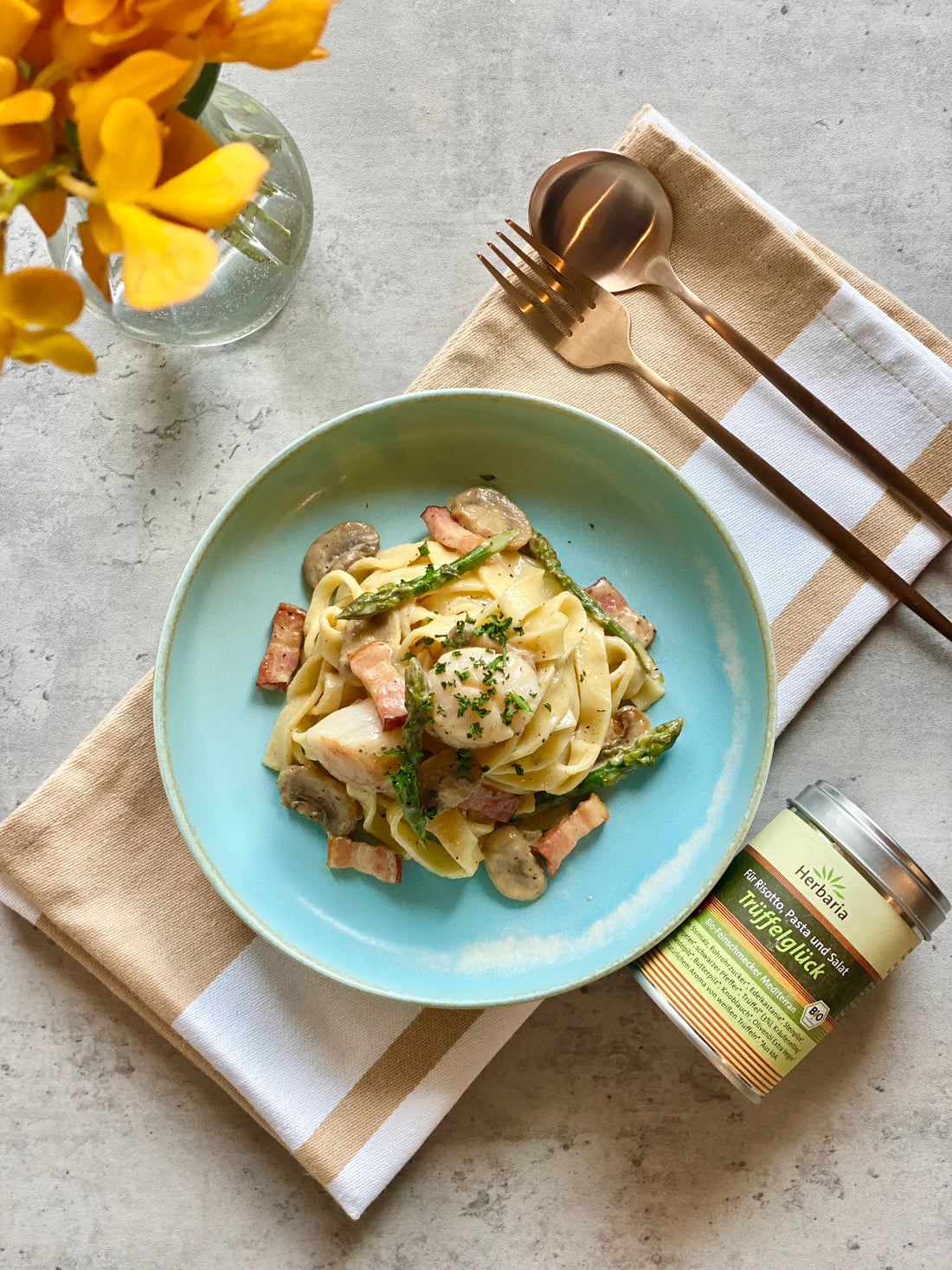 トリュフ香る ホタテとアスパラの濃厚クリームパスタ🍝